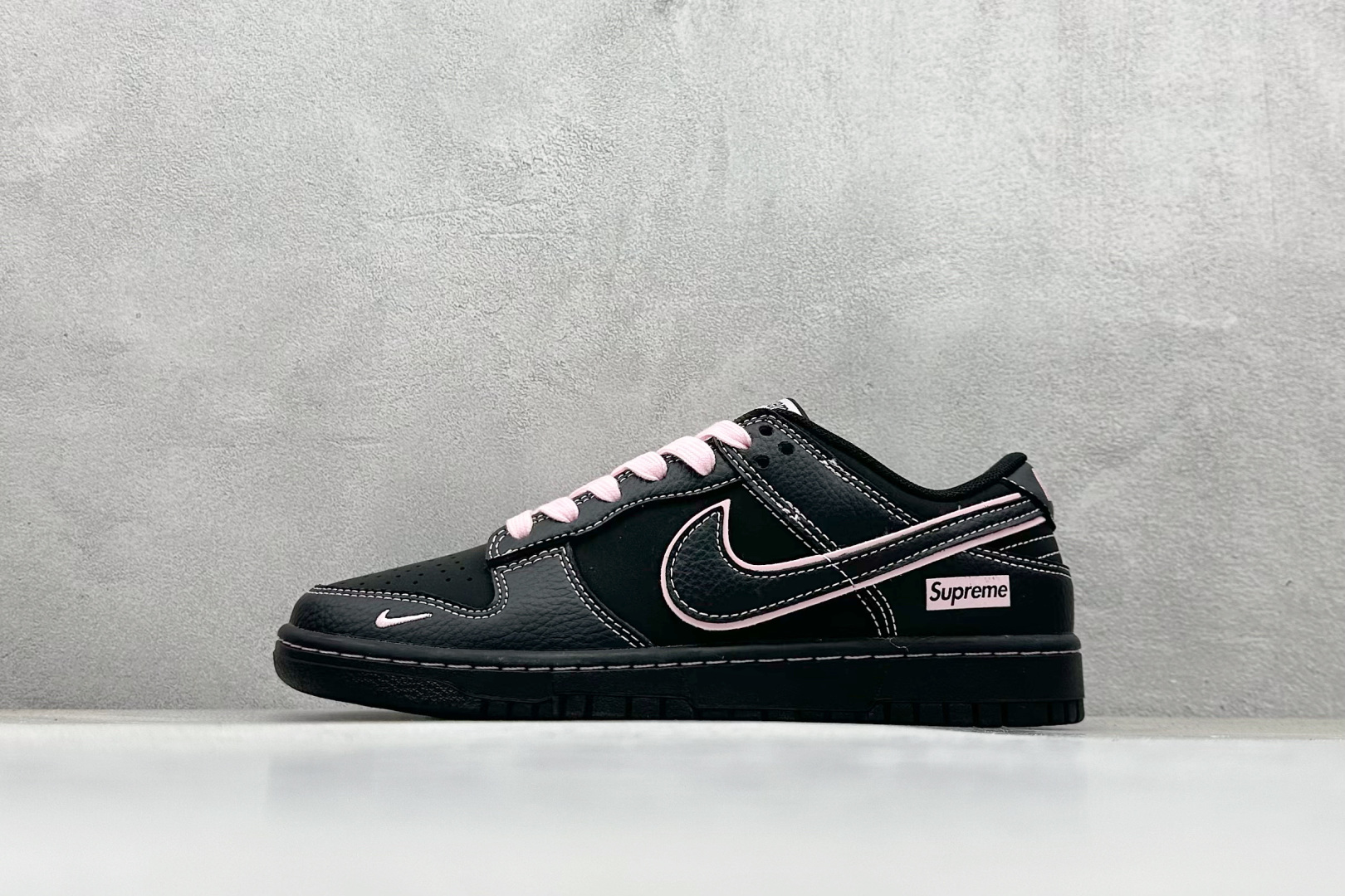 Nike SB Dunk Low Supreme联名 全黑米线 高端定制 低帮休闲板鞋 QW5836-014