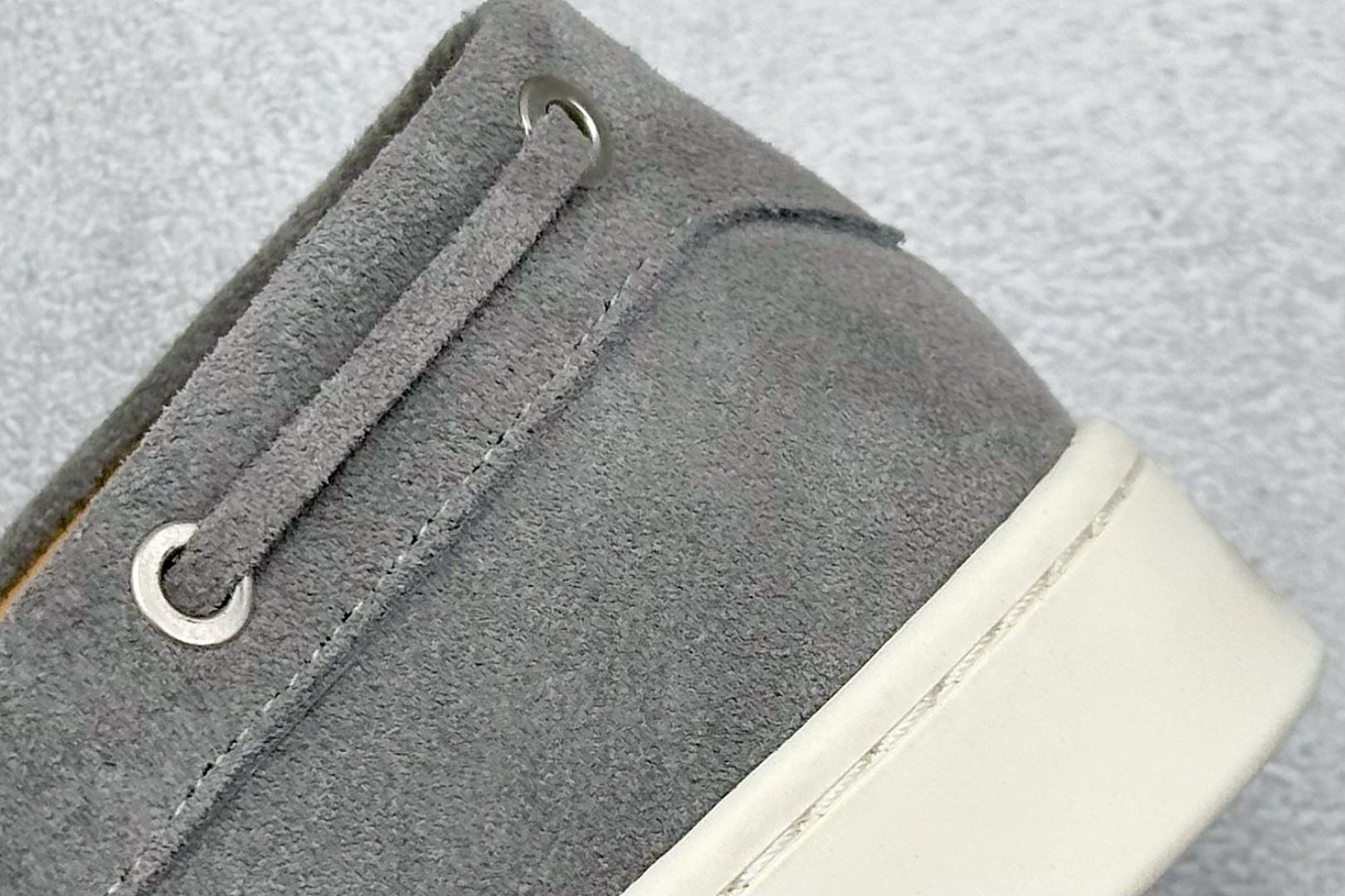 图片[9]-Loro Piana 诺悠翩雅 LP 老钱风 低帮休闲板鞋 海淘代购同渠道品质 高端零售 外贸充正专供 原版购入开发 鞋身、反口里、鞋垫、中底均采用原厂Bonaudo牛皮 鞋头采用Zonta牛反绒 后跟采用CFC高丝光牛反绒 原版数据 0色差低透 尺码：37-46-选品中心