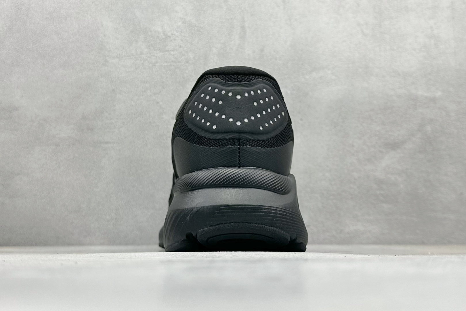 NIKE STRUCTURE 26代登月系列网透面气 训跑练步鞋 HJ1102-001