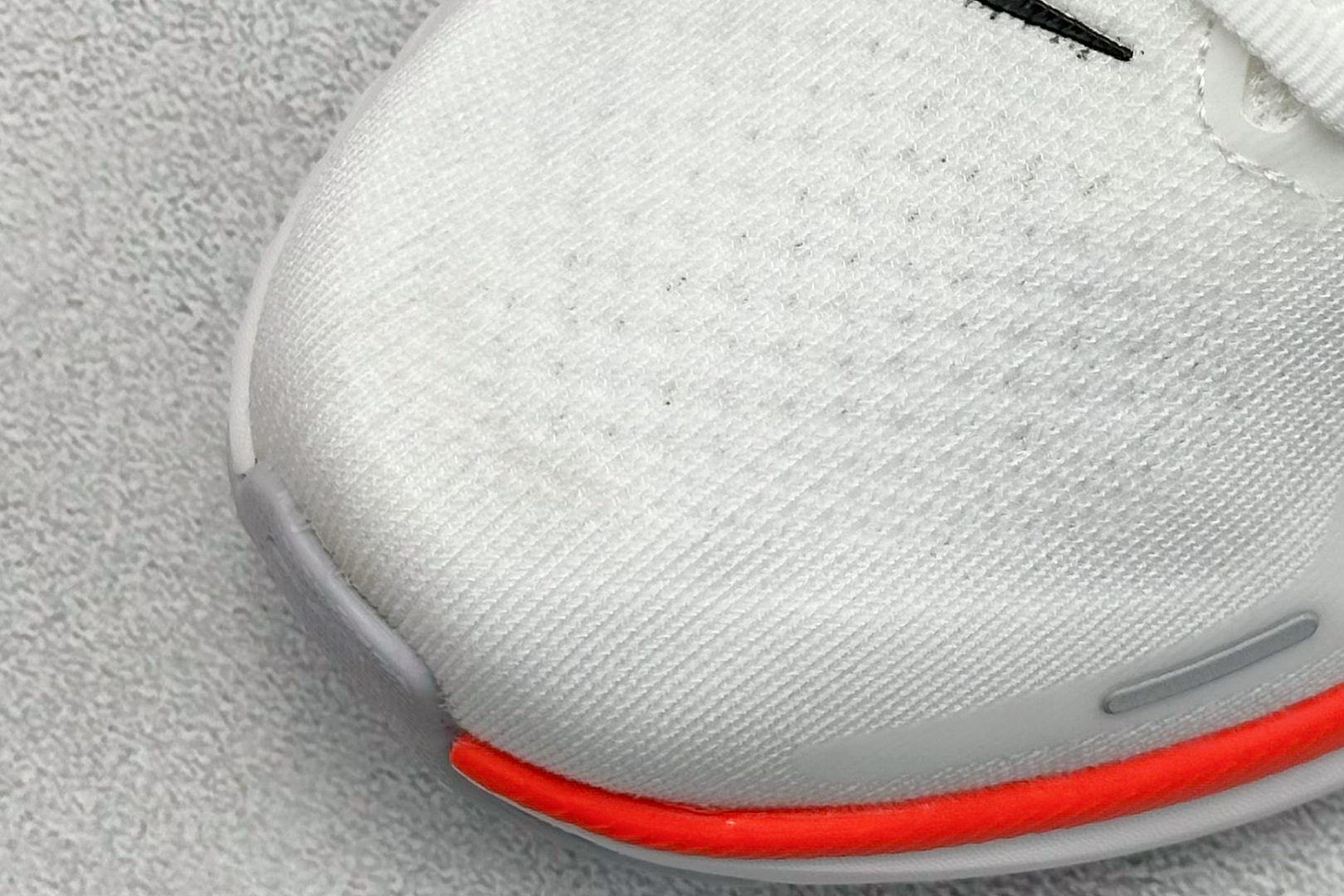 180 NIKE STRUCTURE 26代登月系列网透面气 训跑练步鞋 HJ1102-102