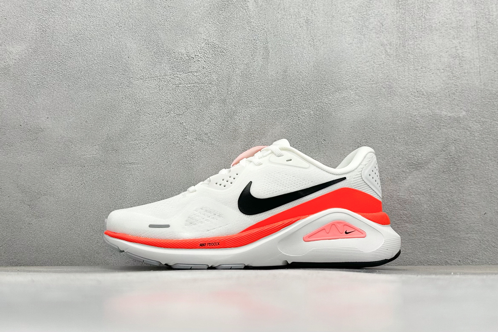 180 NIKE STRUCTURE 26代登月系列网透面气 训跑练步鞋 HJ1102-102