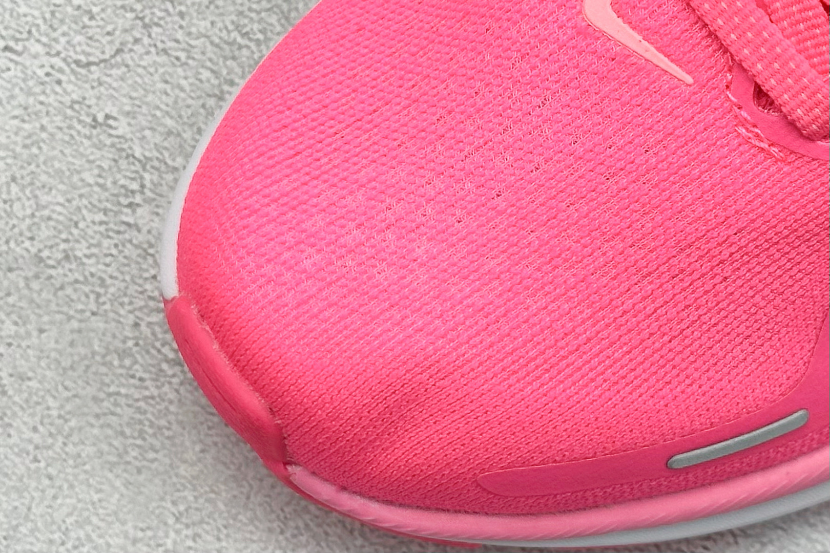 NIKE STRUCTURE 26代登月系列网透面气 训跑练步鞋 HJ1101-601
