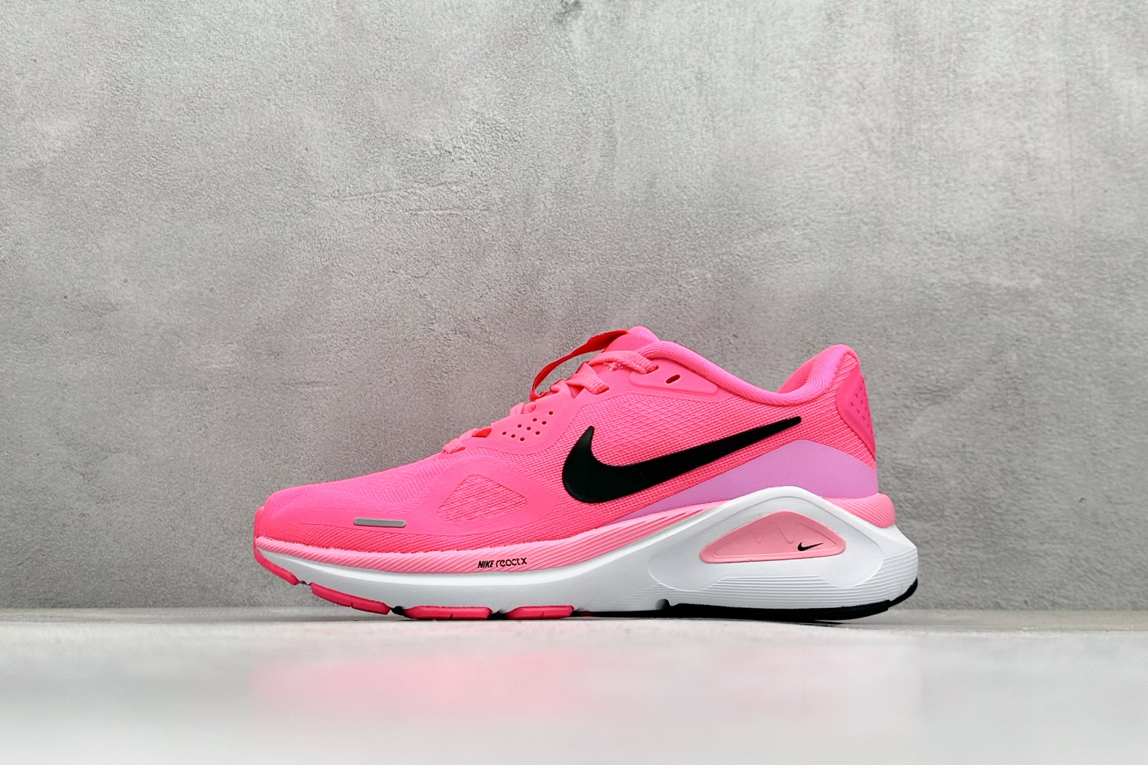 NIKE STRUCTURE 26代登月系列网透面气 训跑练步鞋 HJ1101-601