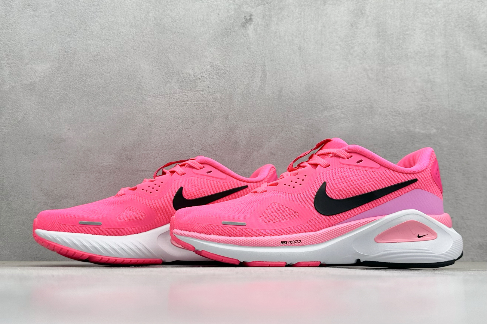 NIKE STRUCTURE 26代登月系列网透面气 训跑练步鞋 HJ1101-601