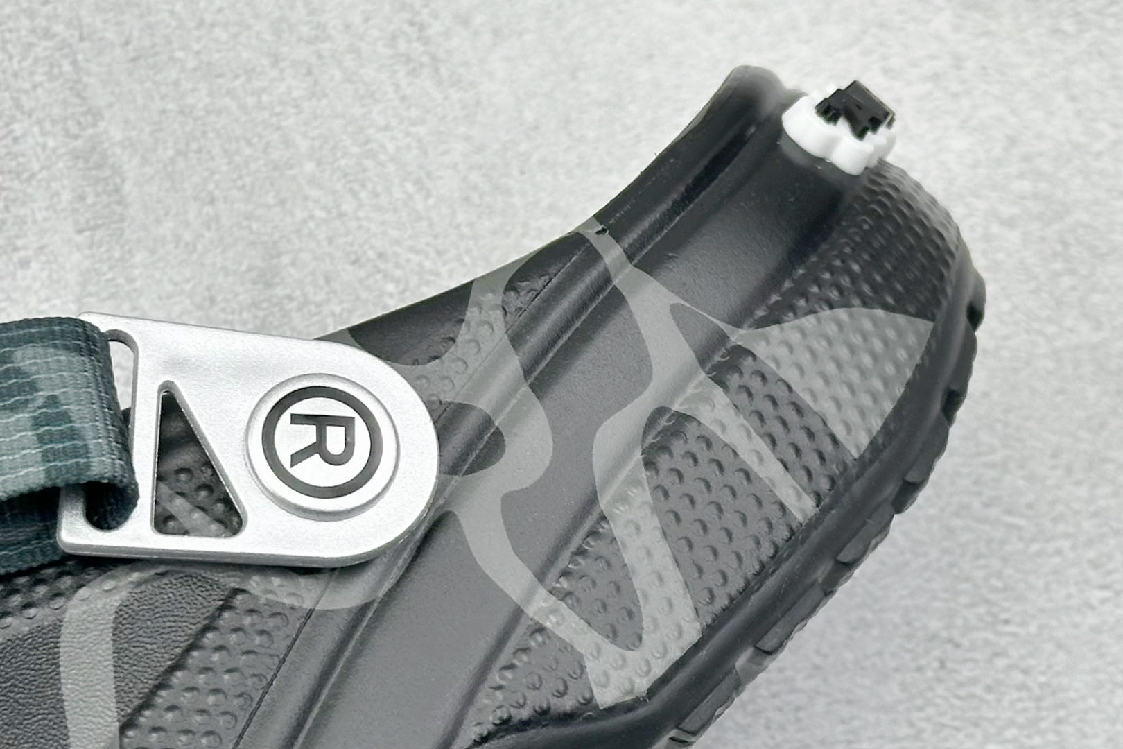 图片[9]-K Crocs Classic Clog 卡洛驰 明星 尺码： M4=36-37 M5=37-38 M6=38-39 M7=39-40 M8=41-42 M9=42-43 M10=43-44 M11=45-46-选品中心