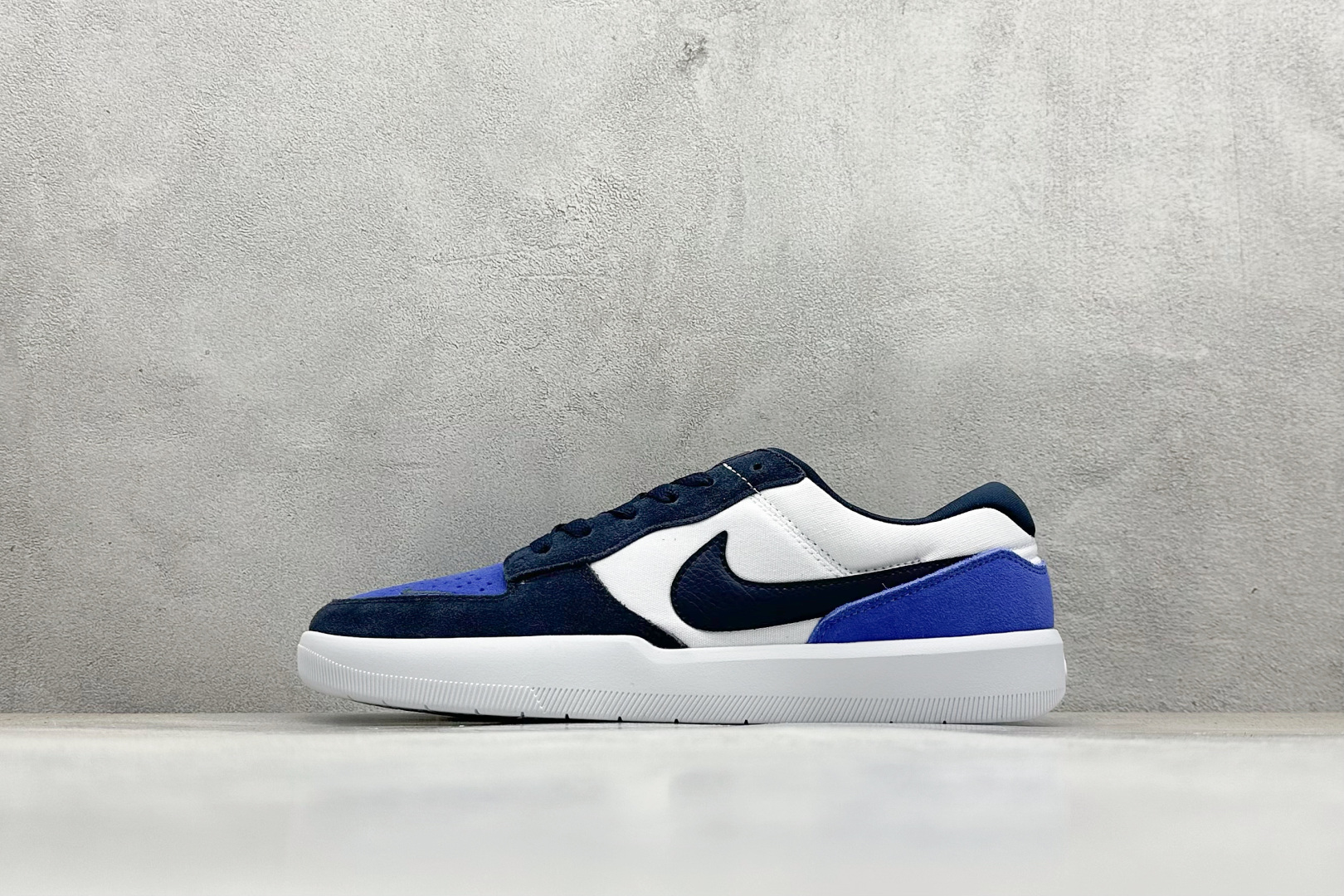 FS版 Nike SB Force 58 硫化杯底 传统篮球风格 Nike SB Force 58 男/女滑板鞋 DV5477-401