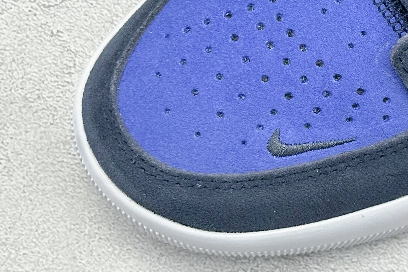 FS版 Nike SB Force 58 硫化杯底 传统篮球风格 Nike SB Force 58 男/女滑板鞋 DV5477-401