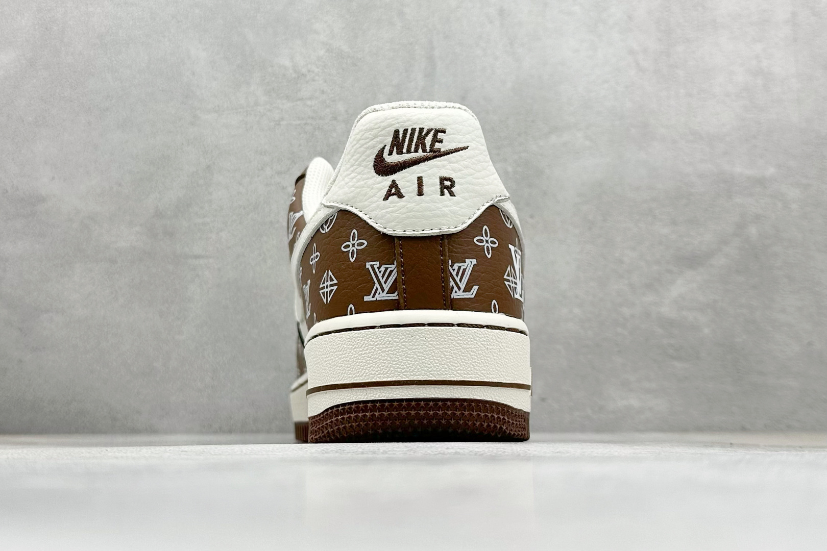 SC版Nike Air Force 1'07 Low LV联名 奶白棕 空军一号低帮休闲板鞋 LW9279-018