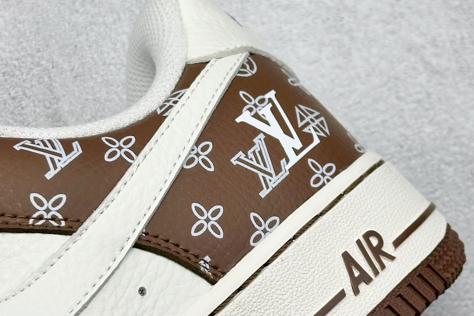 SC版Nike Air Force 1'07 Low LV联名 奶白棕 空军一号低帮休闲板鞋 LW9279-018