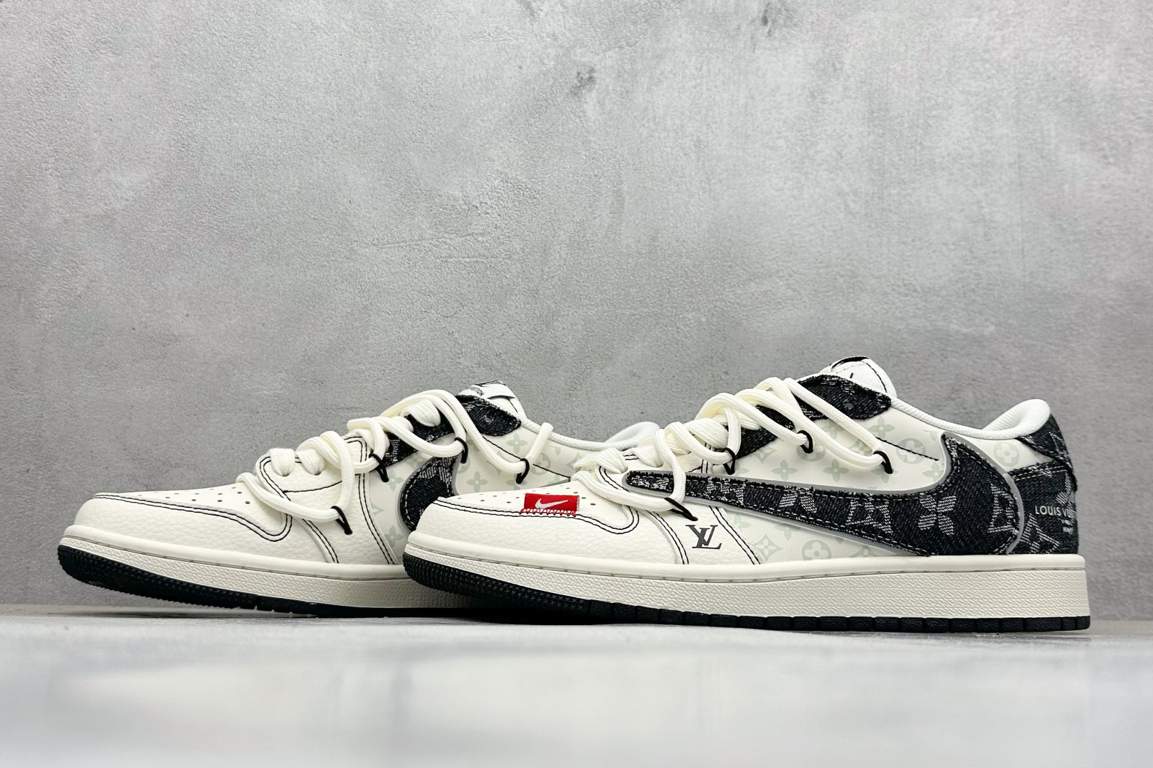 XC版Travis Scott x Fragment Design x Air Jordan 1 Low SP AJ1 乔1 LV联名 黑帆布抽绳 低帮文化休闲板鞋 YX5066-388