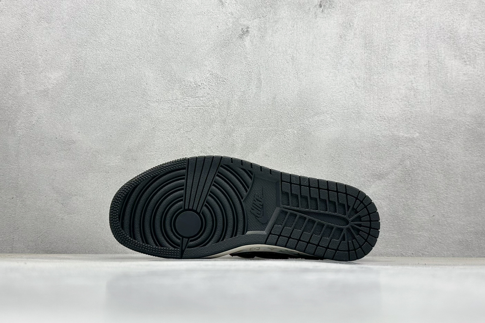 XC版Travis Scott x Fragment Design x Air Jordan 1 Low SP AJ1 乔1 LV联名 黑帆布抽绳 低帮文化休闲板鞋 YX5066-388