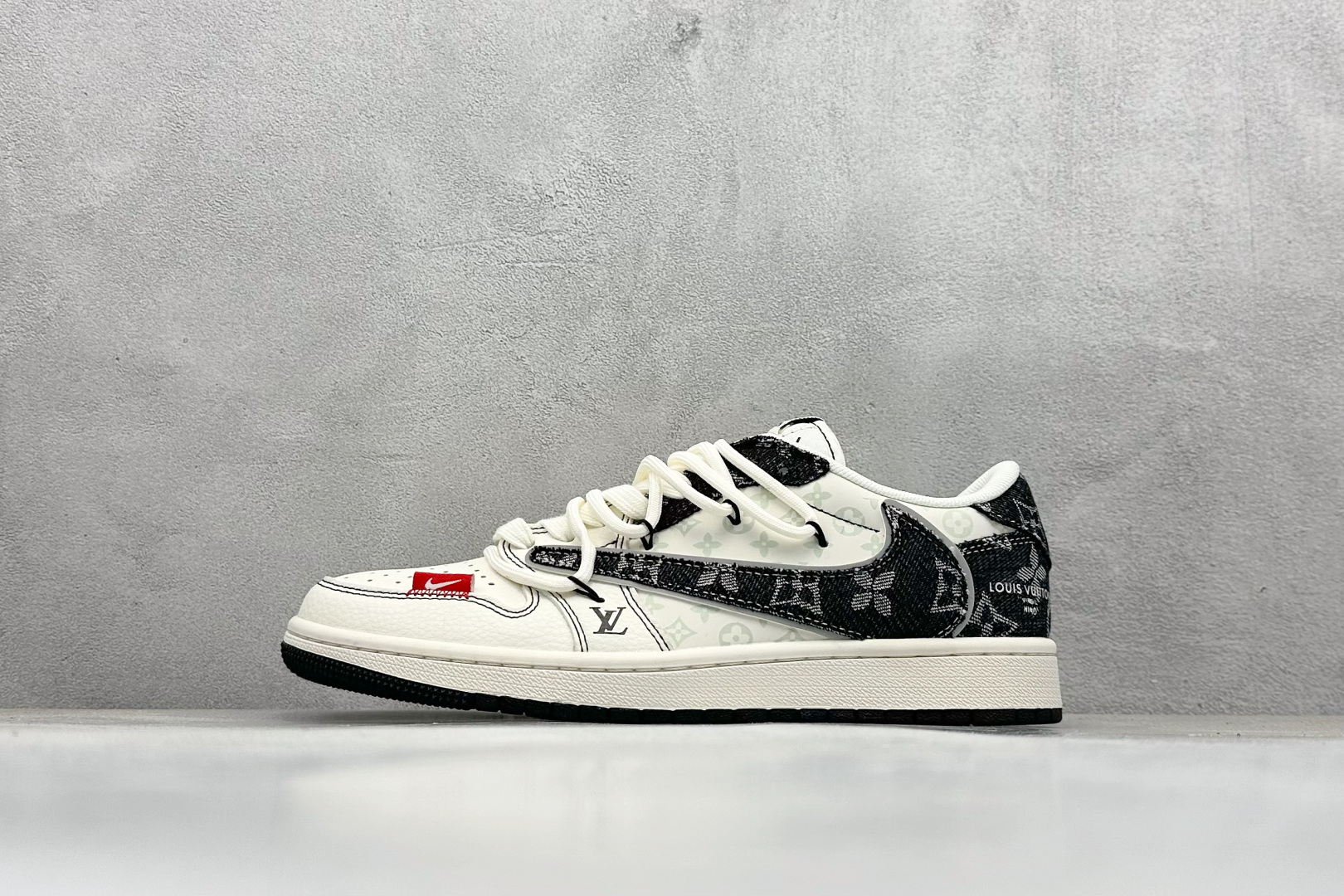 XC版Travis Scott x Fragment Design x Air Jordan 1 Low SP AJ1 乔1 LV联名 黑帆布抽绳 低帮文化休闲板鞋 YX5066-388