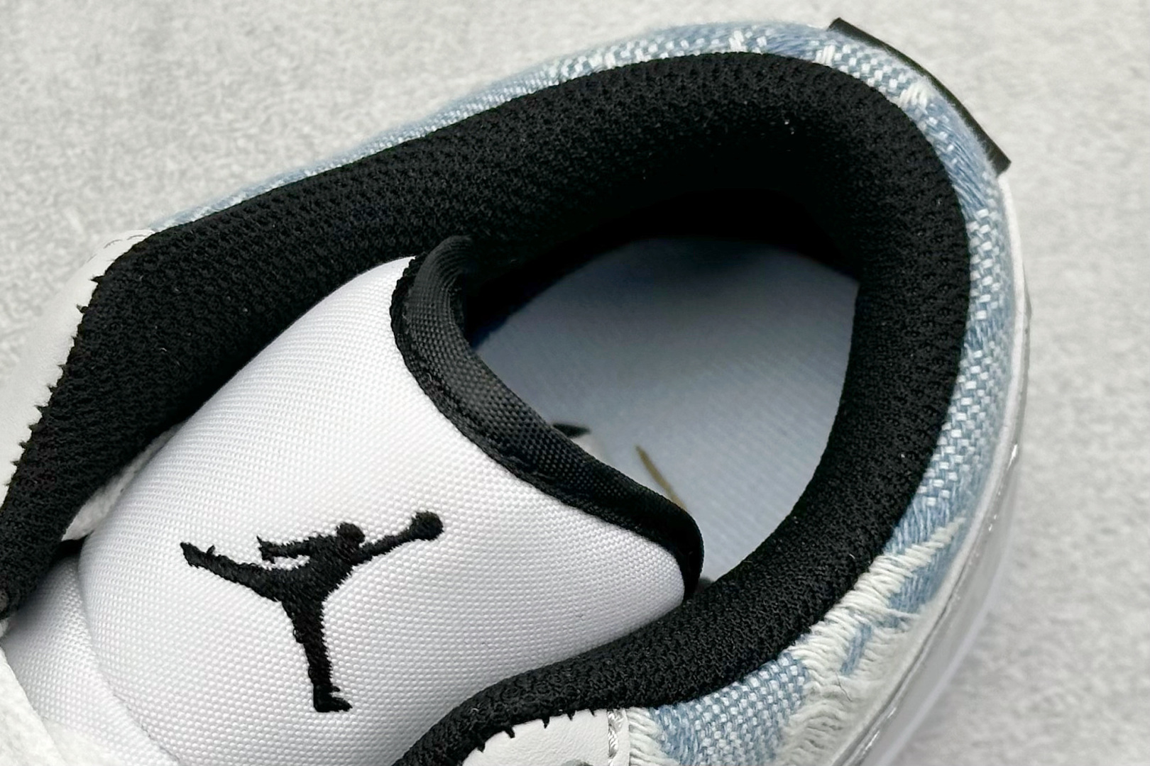 Air Jordan 1 Low 云烟梦泽 整体围绕熊猫恶作剧乘浪钓手主题设计 553558-132