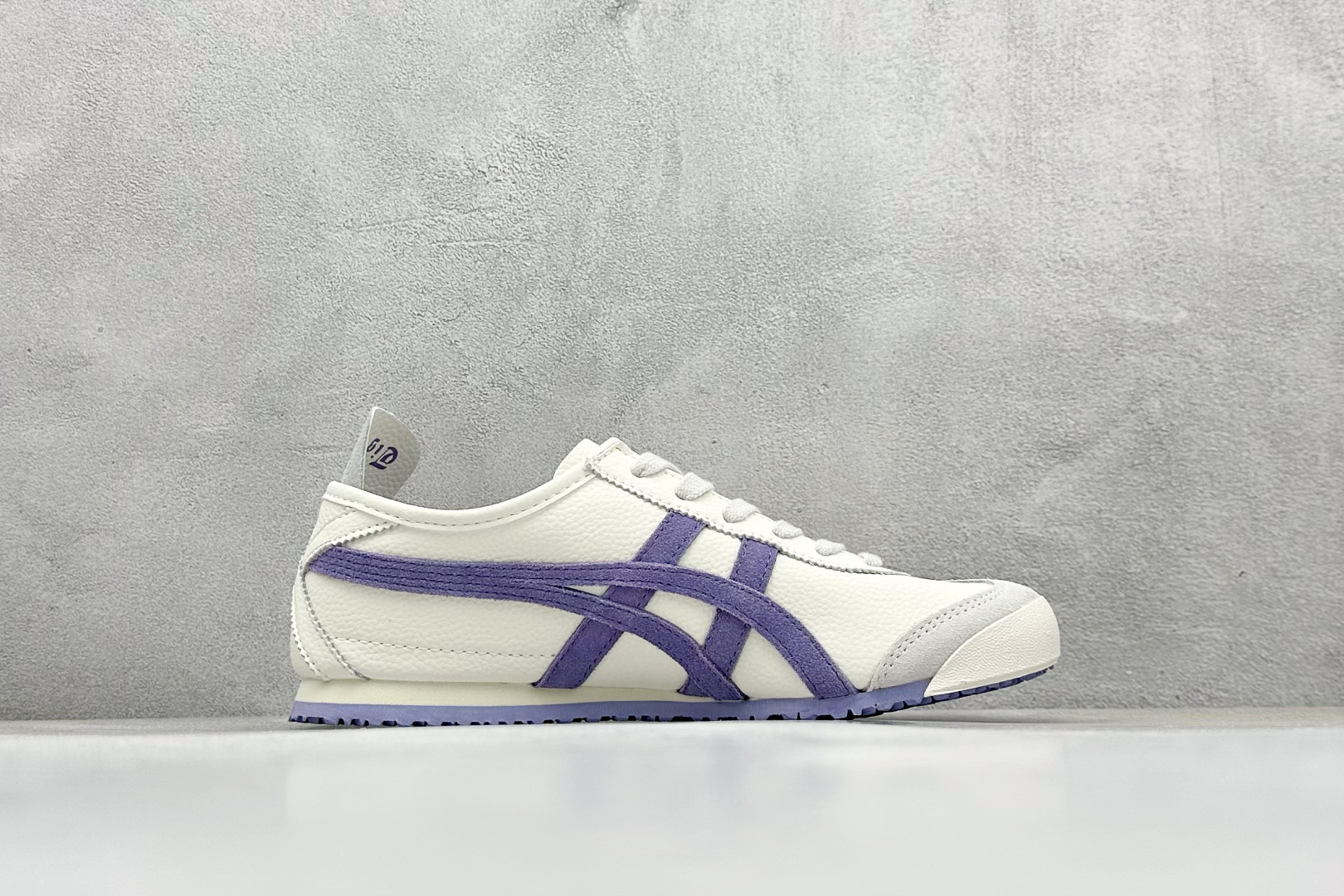 本地 
Onitsuka Tiger  Mexico 66® Paraty x Louis Vuitto