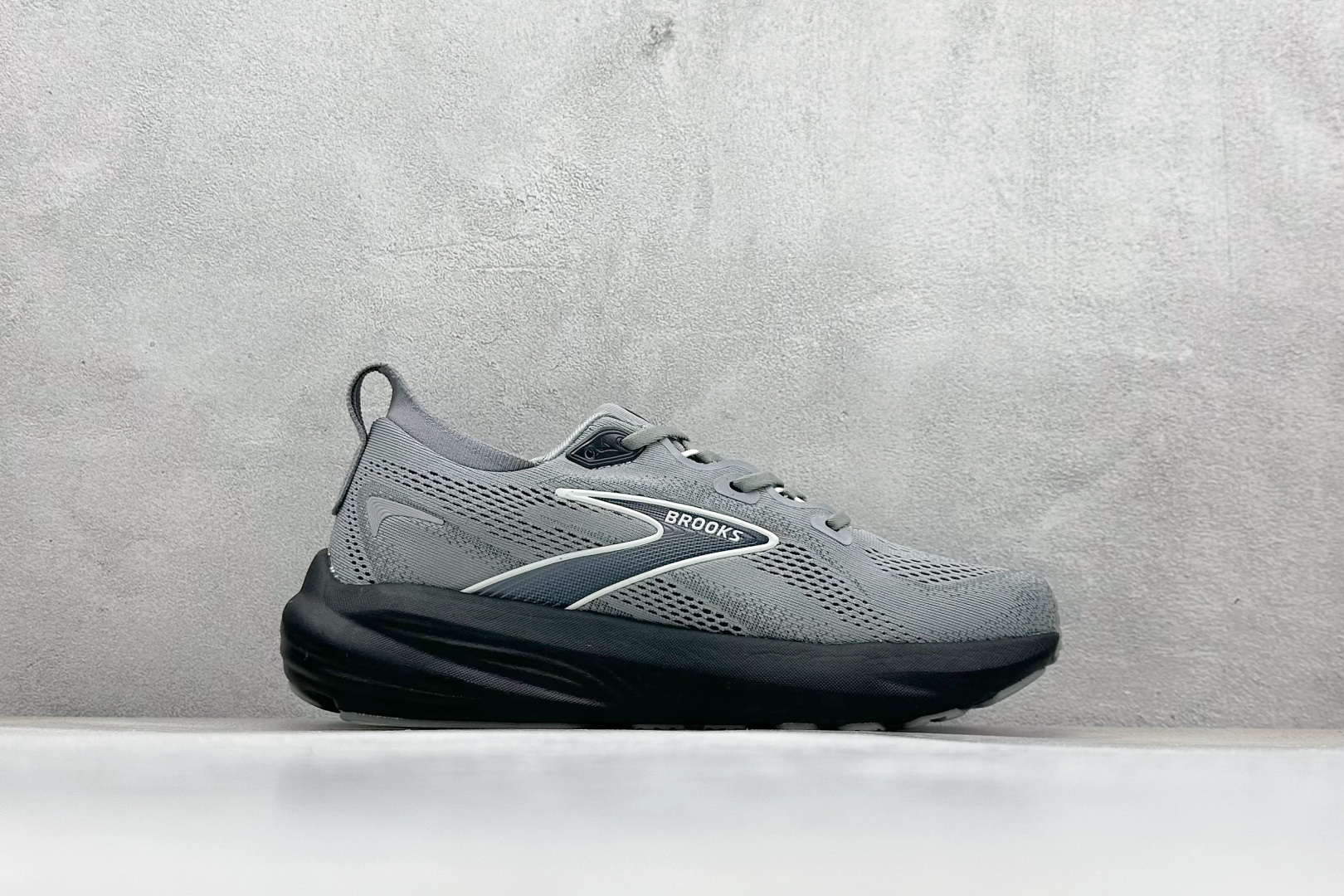 Brooks 布鲁克斯 Glycerin 22 超弹轻盈跑步鞋 低帮透气缓震支撑休闲运动慢跑鞋 110445 2E 078