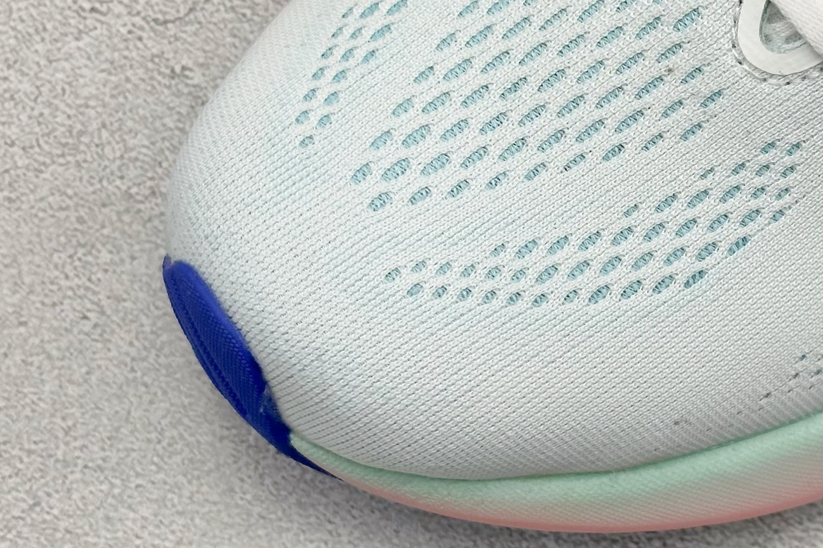 Brooks 布鲁克斯 Glycerin 22 超弹轻盈跑步鞋 低帮透气缓震支撑休闲运动慢跑鞋 120434 1B 110