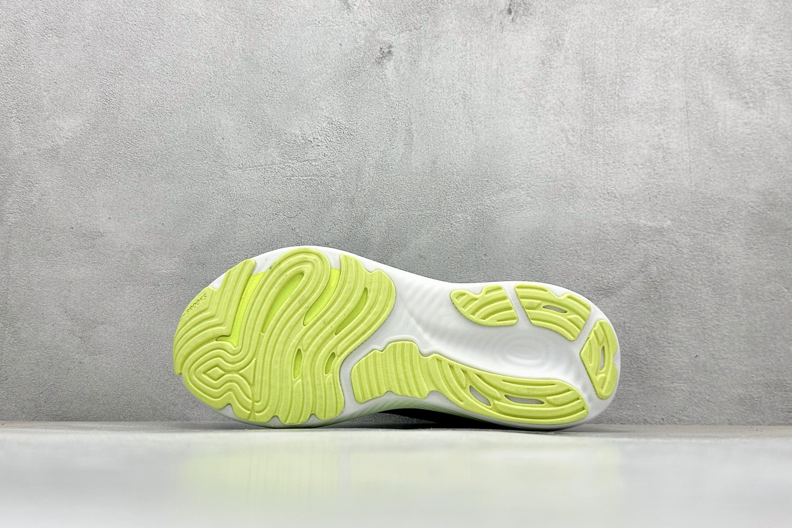 Brooks 布鲁克斯 Glycerin 22 超弹轻盈跑步鞋 低帮透气缓震支撑休闲运动慢跑鞋 110445 1D 002