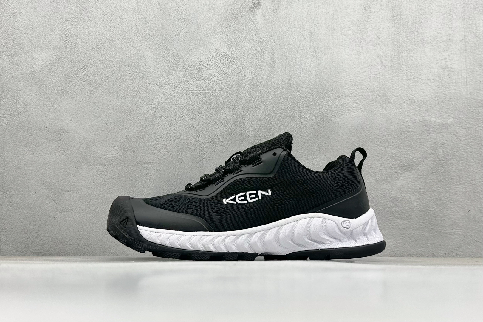 科恩KEEN NXIS EVO 舒适 防滑耐磨 低帮 徒步鞋 1022258