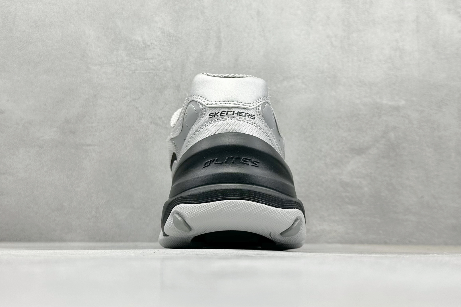 Skechers/斯凯奇 网面透气 轻便防滑 减震舒适 耐磨厚底增高运动鞋