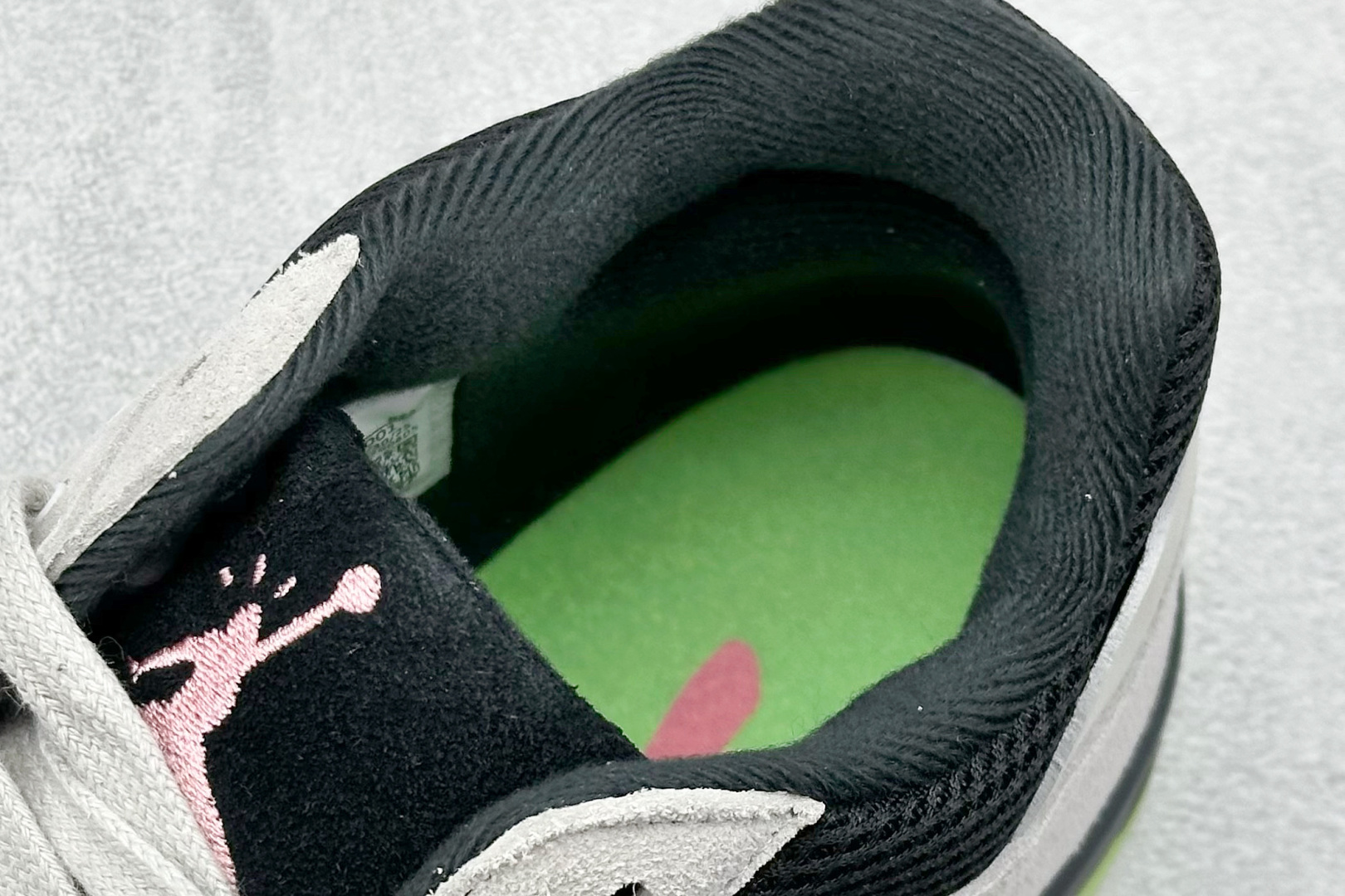S2Travis Scott x Jordan Cut The Check AJ1 乔1倒勾魔术贴 时尚篮球鞋 IH7971-001