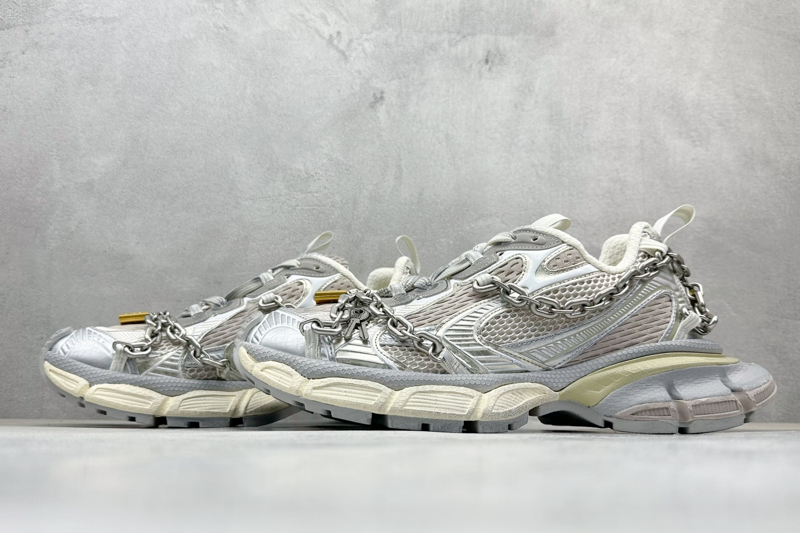OK版Balenciaga 十代巴黎世家 3XL 灰银 童心锁 825622 W3XPL 9182