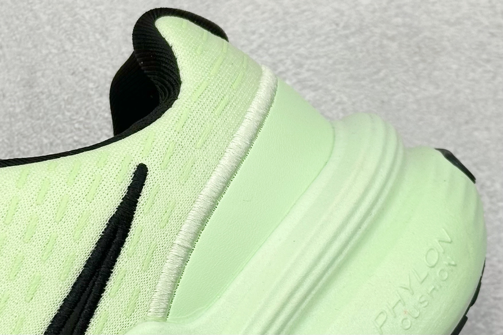 Nike Uplift 潮流舒适 织物防滑耐磨 低帮跑步鞋 IB2765-101