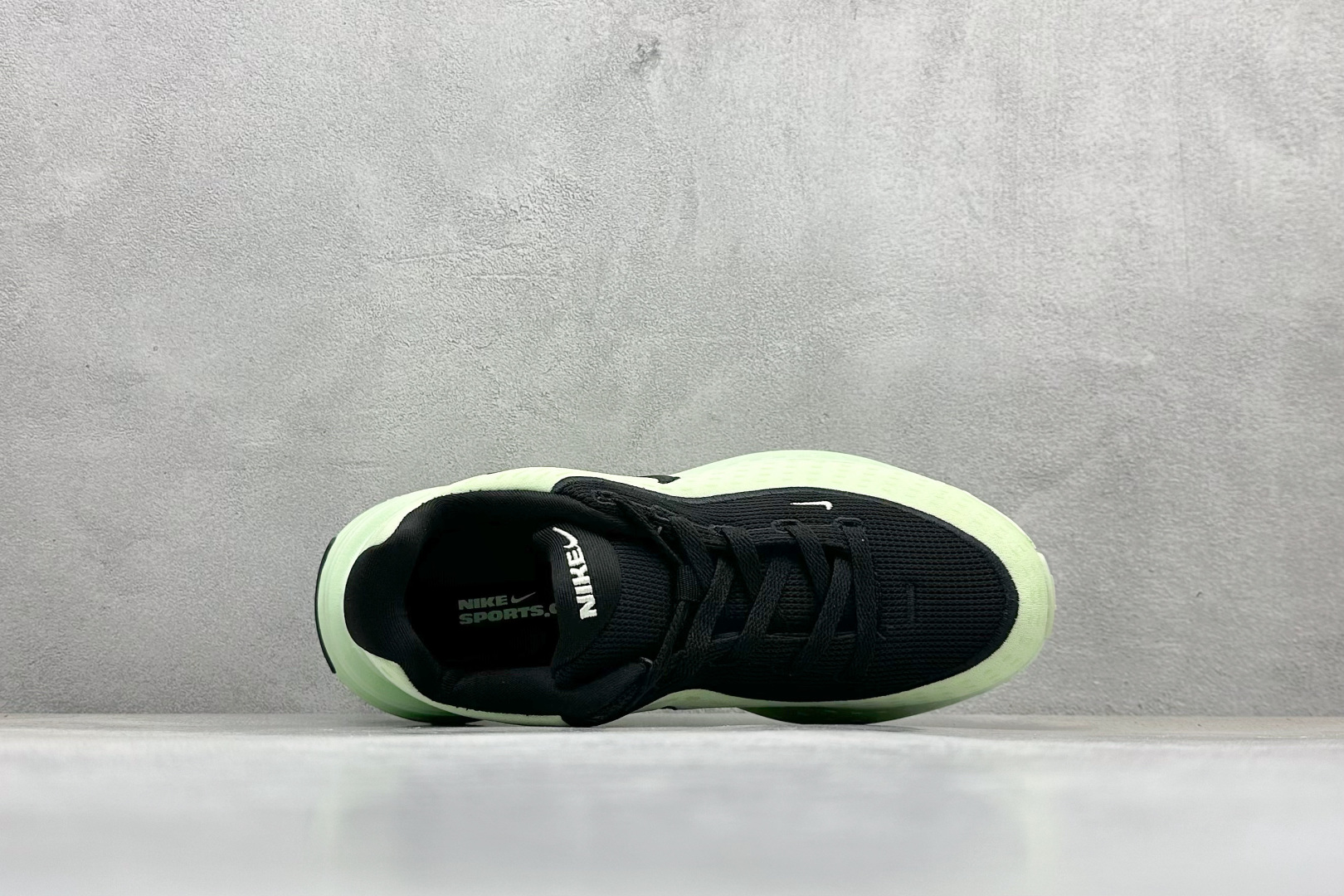 Nike Uplift 潮流舒适 织物防滑耐磨 低帮跑步鞋 IB2765-101