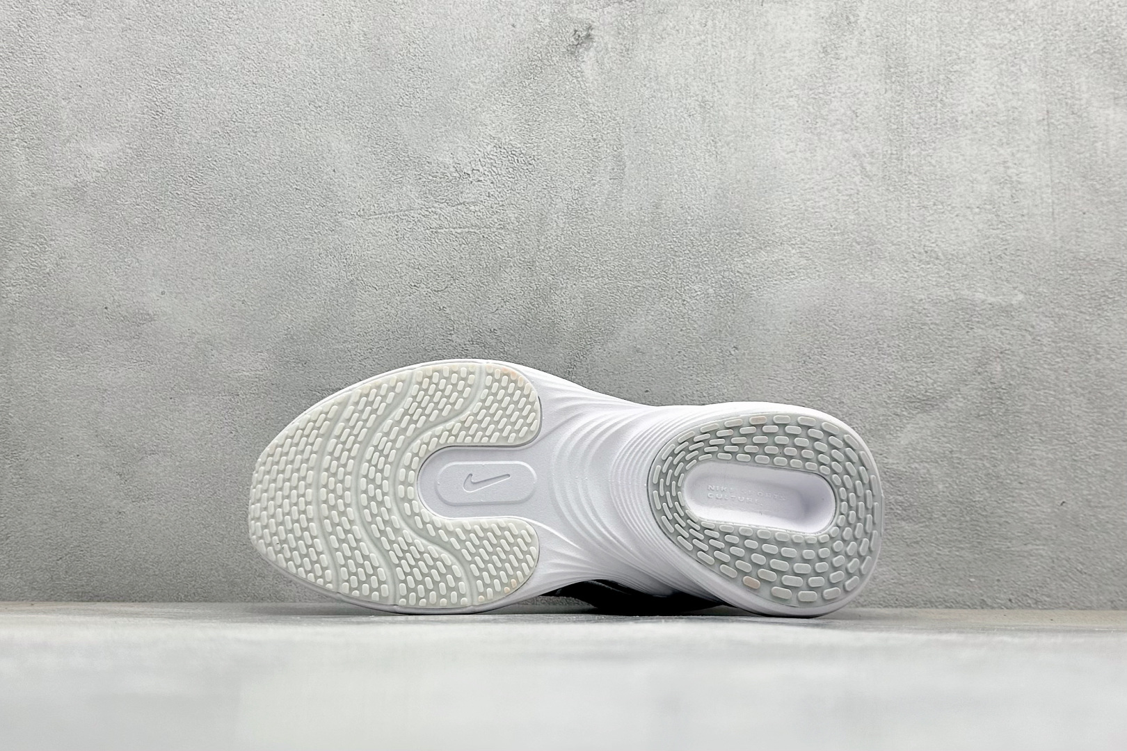 Nike Uplift 潮流舒适 织物防滑耐磨 低帮跑步鞋 616772-600