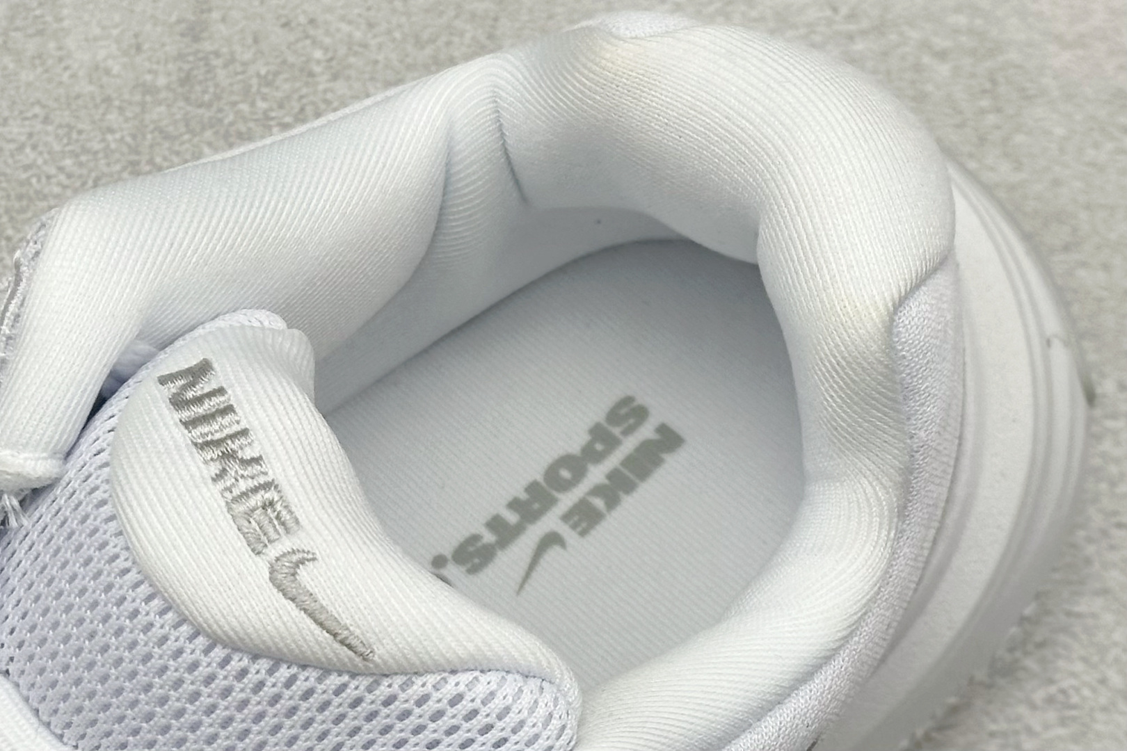 Nike Uplift 潮流舒适 织物防滑耐磨 低帮跑步鞋 IB2765-002