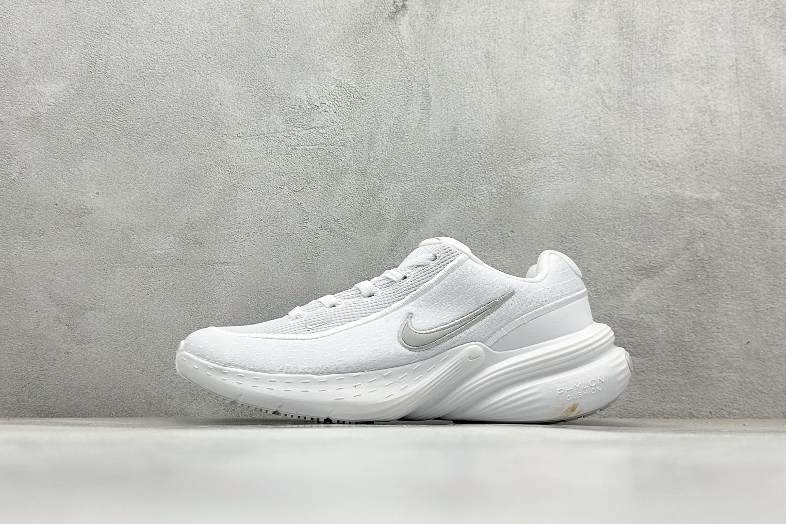 Nike Uplift 潮流舒适 织物防滑耐磨 低帮跑步鞋 IB2765-002