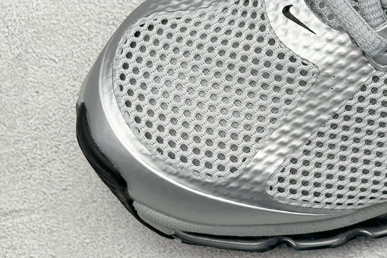 180 Nike Air Max 2013 舒适时尚耐磨透气 低帮跑步鞋 Nike Air Max 2013 运动鞋 HQ3025-001