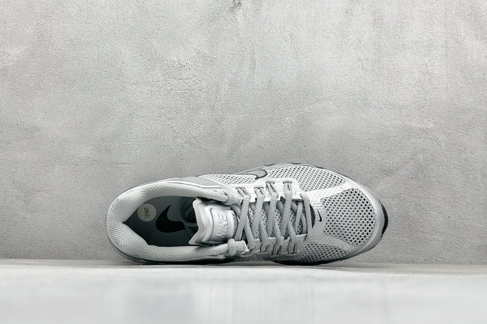 180 Nike Air Max 2013 舒适时尚耐磨透气 低帮跑步鞋 Nike Air Max 2013 运动鞋 HQ3025-001