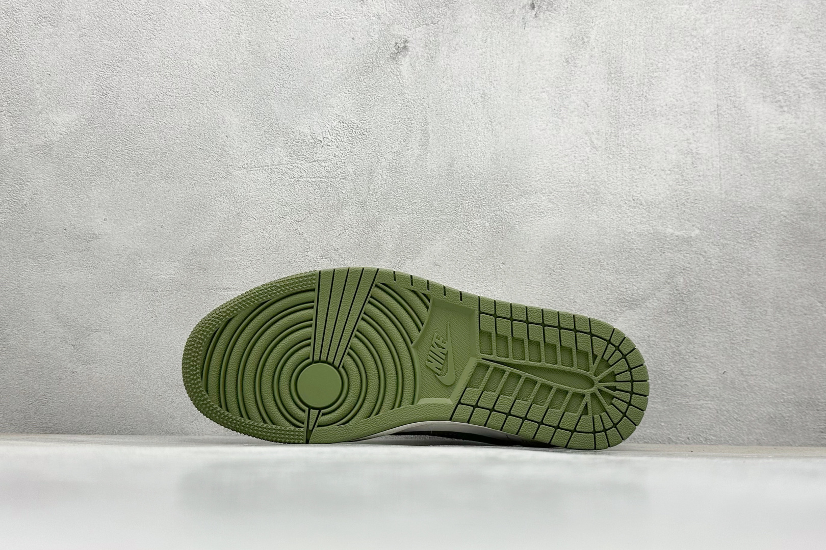 Travis Scott x Fragment Design x Air Jordan 1 Low SP AJ1 乔1 迪奥联名 米灰绿 低帮文化休闲板鞋 QW5088-203
