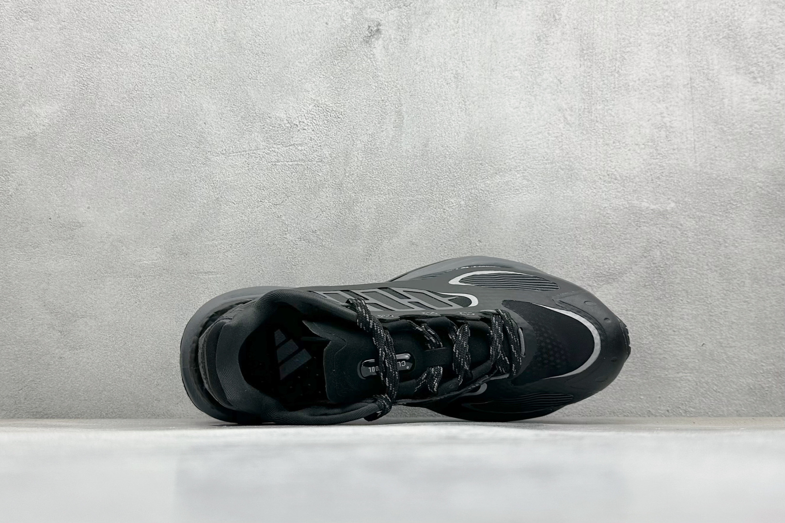 AdidCLIMACOOL XLG 4.0 复古休闲老爹鞋 JQ4944