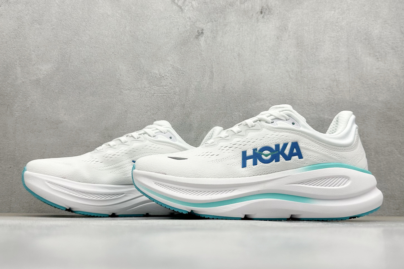 W版 HOKA ONE ONE Bondi 9 机能缓震跑鞋 1162011/WKB