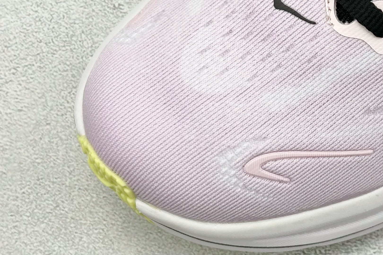 W版 Hoka W CLIFT10 超轻厚底轻量跑步鞋 1162031/CTNS