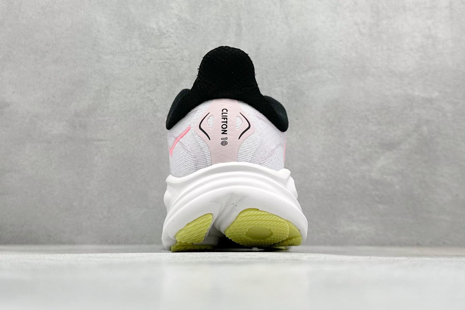 W版 Hoka W CLIFT10 超轻厚底轻量跑步鞋 1162031/CTNS