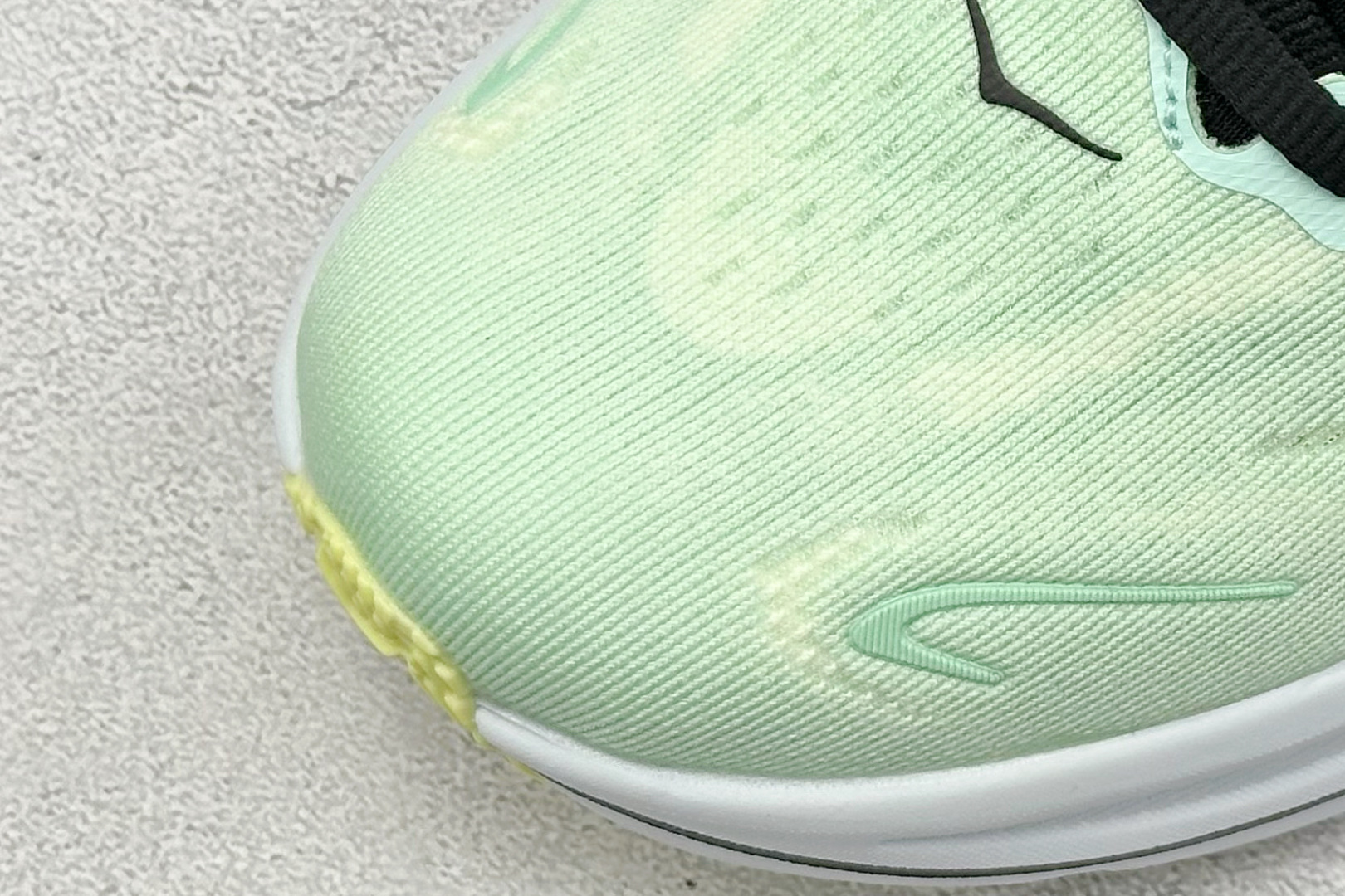 W版 Hoka W CLIFT10 超轻厚底轻量跑步鞋 1162030/MTFL