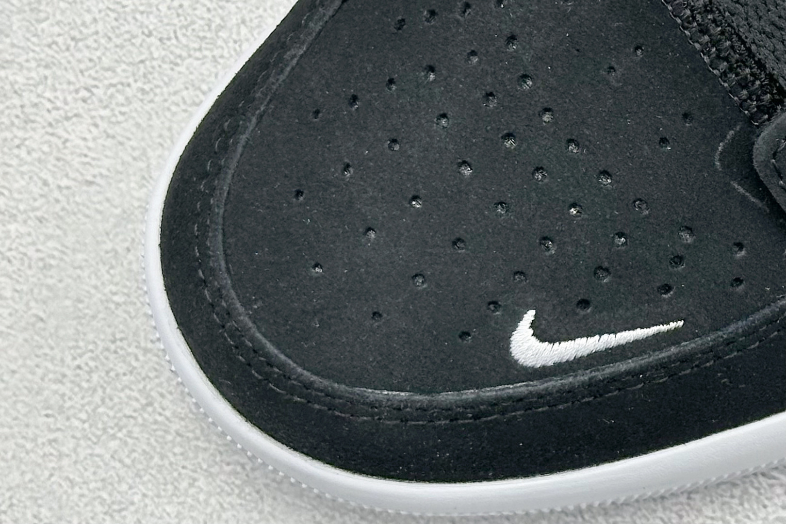 FS版 Nike SB Force 58 硫化杯底 传统篮球风格 Nike SB Force 58 男/女滑板鞋 CZ2959-001