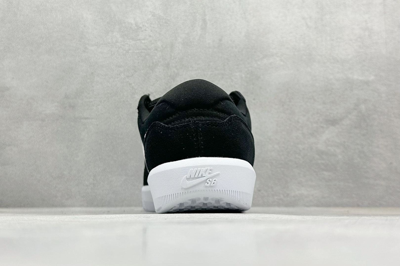 FS版 Nike SB Force 58 硫化杯底 传统篮球风格 Nike SB Force 58 男/女滑板鞋 CZ2959-001