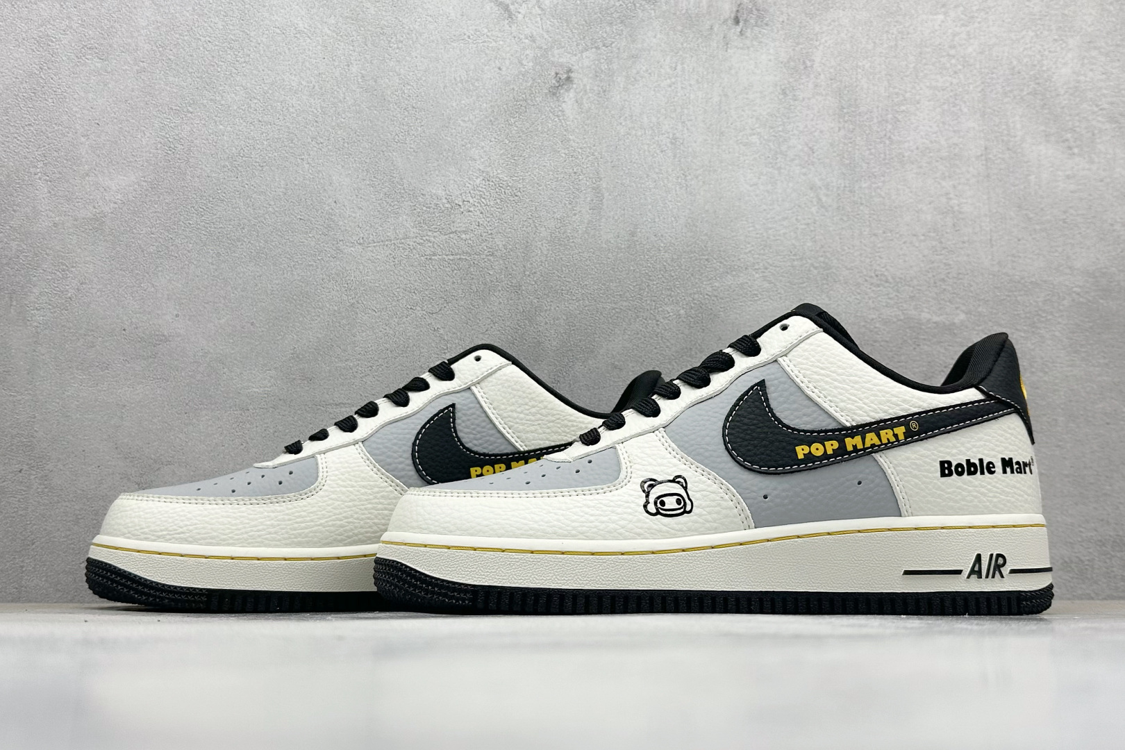 SC版Nike Air Force 1'07 Low 泡泡玛特联名 白灰黑金 空军一号低帮休闲板鞋 SC0601-564