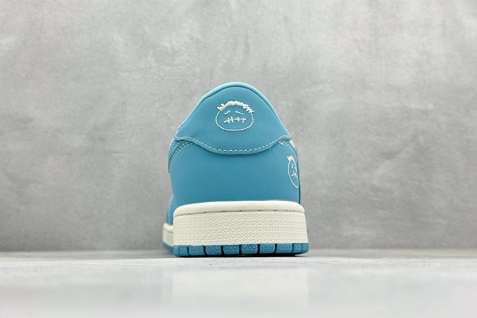 XC版Travis Scott x Fragment Design x Air Jordan 1 Low SP AJ1 乔1 LV联名 浅天蓝 低帮文化休闲板鞋 LD2025-034