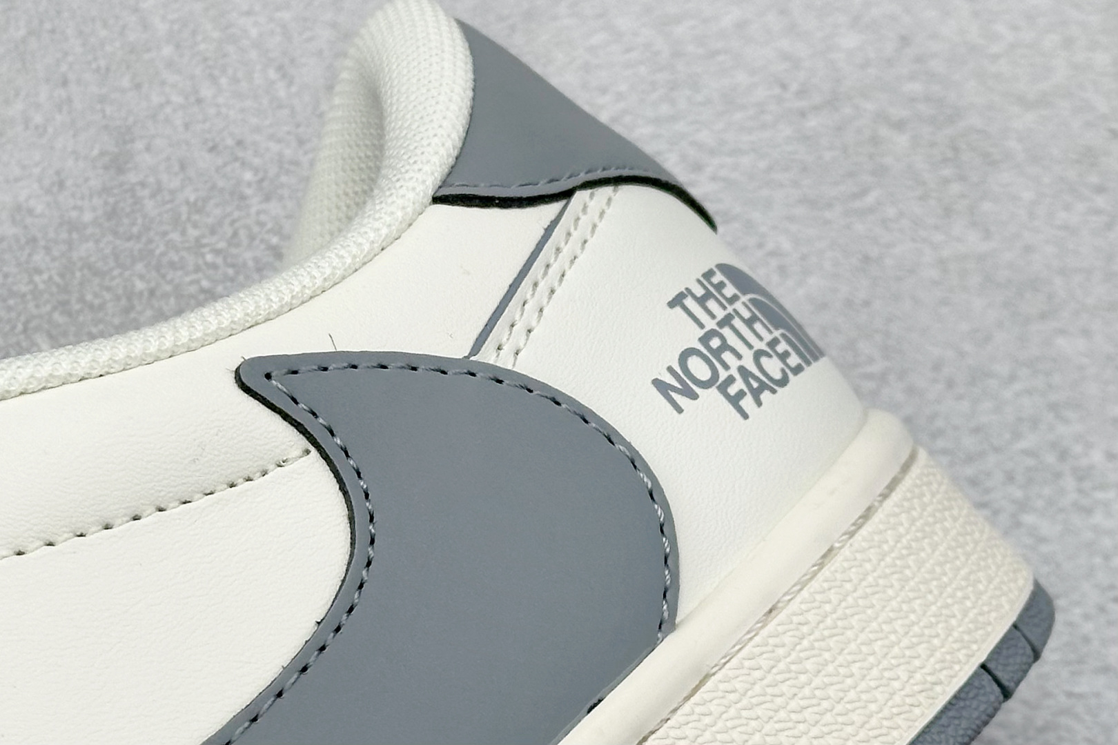 180 Travis Scott x Fragment Design x Air Jordan 1 Low SP AJ1 北面联名-钢铁灰 低帮文化休闲板鞋  XZ5158-002