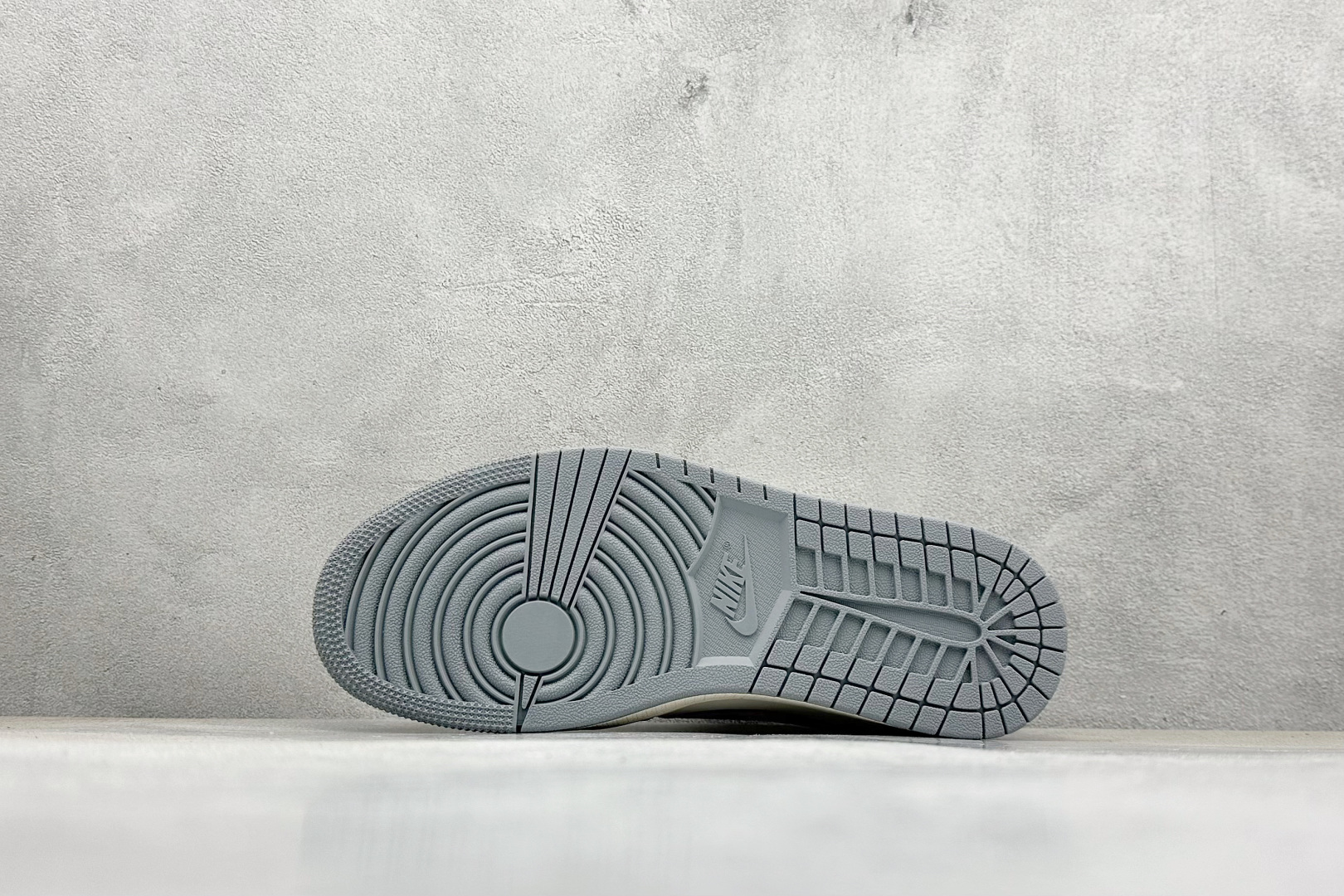 180 Travis Scott x Fragment Design x Air Jordan 1 Low SP AJ1 北面联名-钢铁灰 低帮文化休闲板鞋  XZ5158-002