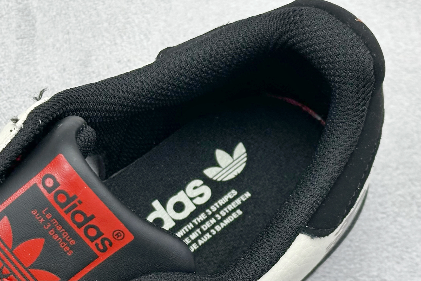AD Originals Superstar x New Balance 白黑红 AD8021