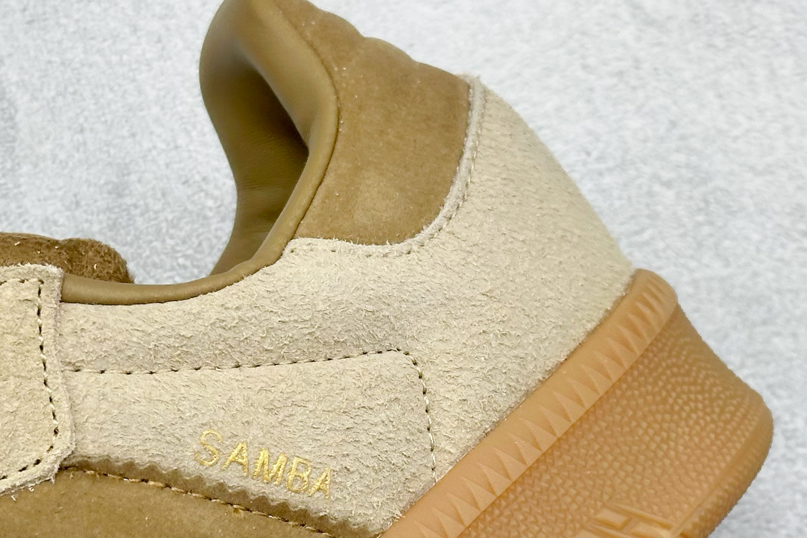 AdidOriginals Samba XLG 桑巴舞系列 阿迪达斯 三叶草 绅士德训足球风百搭低帮休闲运动板鞋 IG6289