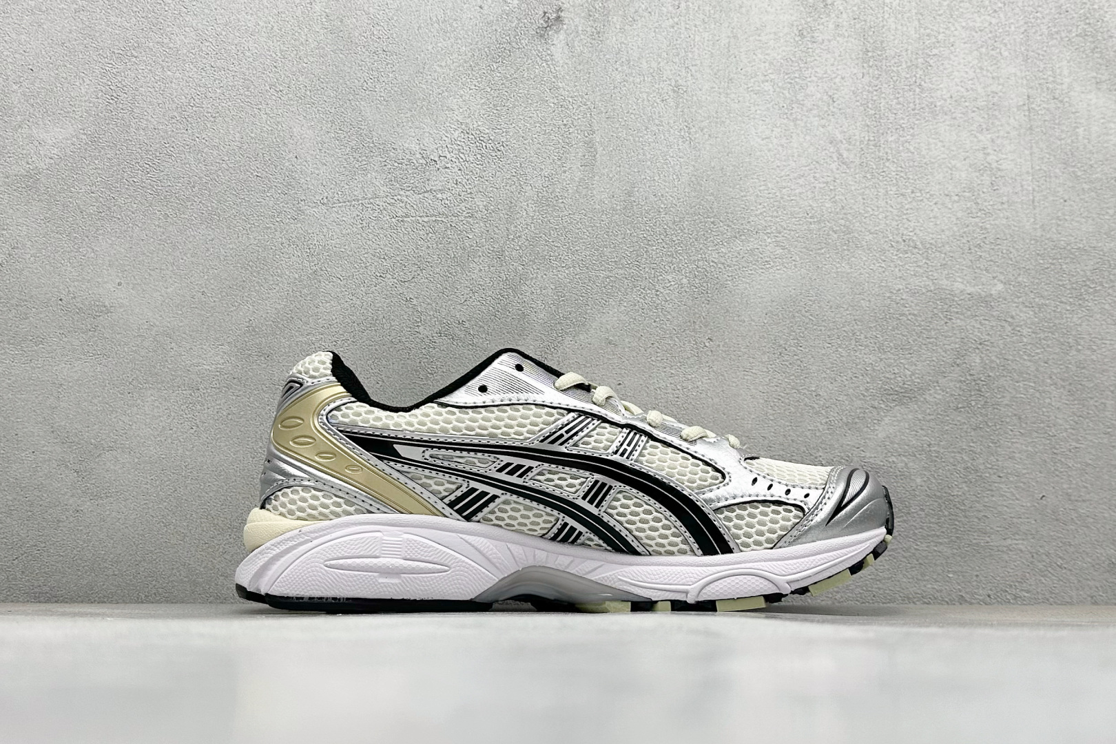 Asics Gel-Kayano 14 亚瑟士运动休闲透气专业跑鞋 1203A537-200