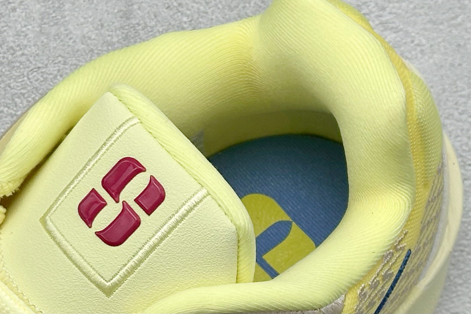 纯原Nike Sabrina 2 ”Court Vision” 萨布丽娜·约内斯库 签名款 实战系列篮球鞋 FZ1517-800