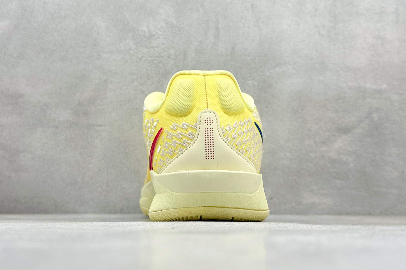 纯原Nike Sabrina 2 ”Court Vision” 萨布丽娜·约内斯库 签名款 实战系列篮球鞋 FZ1517-800
