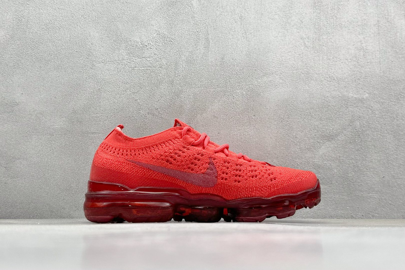 Nk Vapormax 2023 Flyknit 飞织透气休闲全掌大气垫跑鞋 DV1678-600